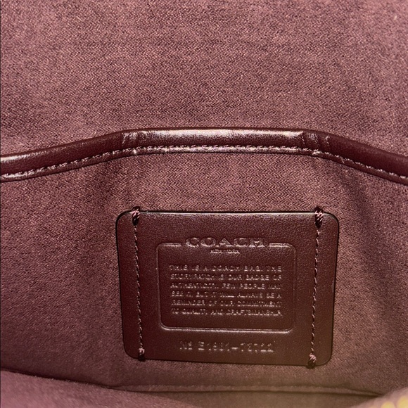 Coach Tabby 26 Bag - Picture 7 of 7